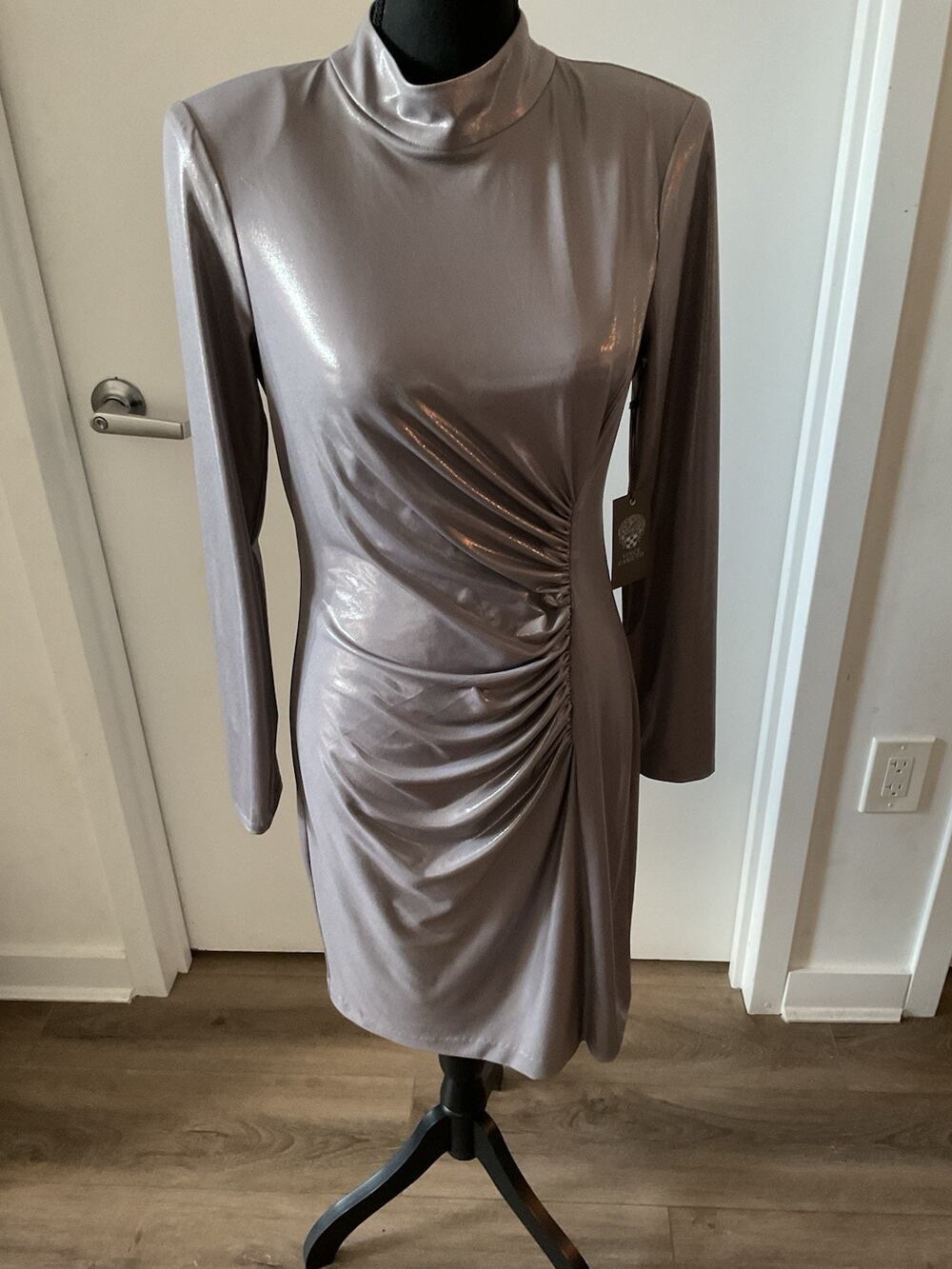 Vince Camuto Silver Metallic Shimmer Mock neck Long Sleeve Cocktail Dress M